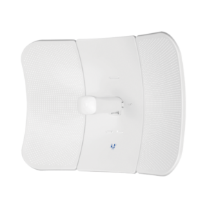 Cliente PtMP LTU? Long Range, 5 GHz (4.8 - 6-2 GHz) con antena integrada de 26 dBi